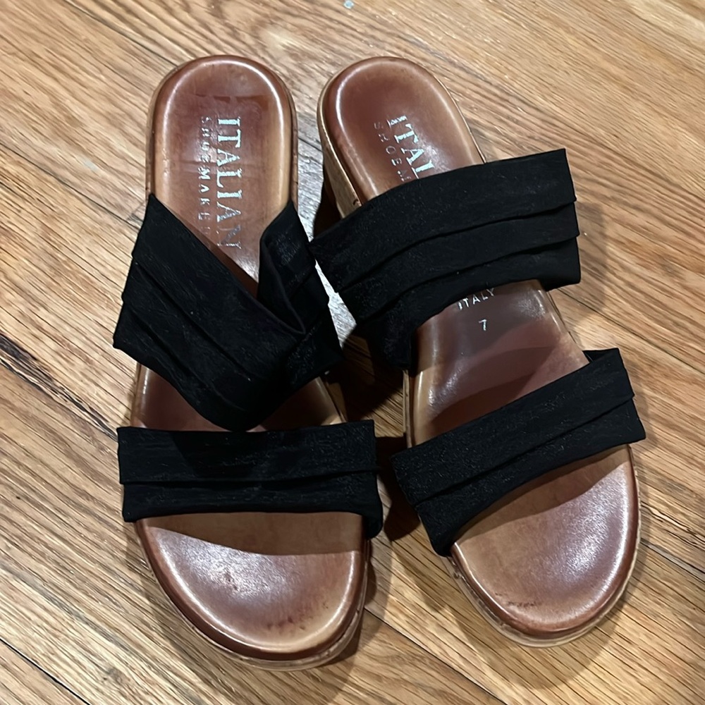 NWOT Italian Shoemakes Size 7